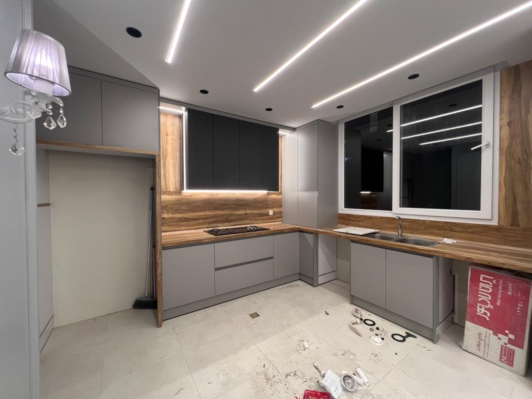 پخش و اجرای محصولات کی پلاس سازه گستران یگانه پایدار در صادقیه تهران